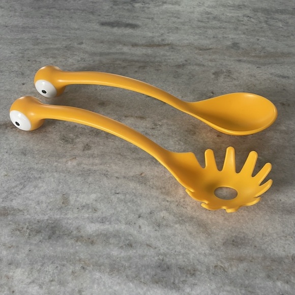 OTOTO Pasta Monsters pasta servers - Picture 7 of 10
